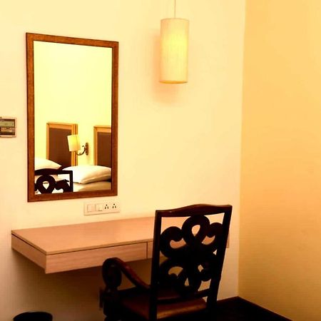 Hotel Sabareesh Park Maduraj Zewnętrze zdjęcie