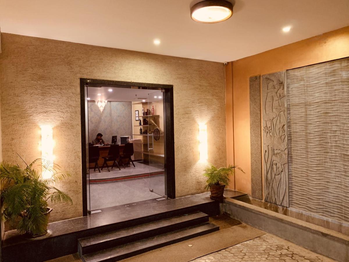 Hotel Sabareesh Park Maduraj Zewnętrze zdjęcie